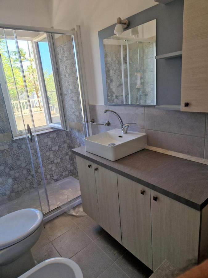 Апартаменти Nina'S House 1 A 300 Metri Dal Mare Santa Caterina Dello Ionio Marina Екстер'єр фото