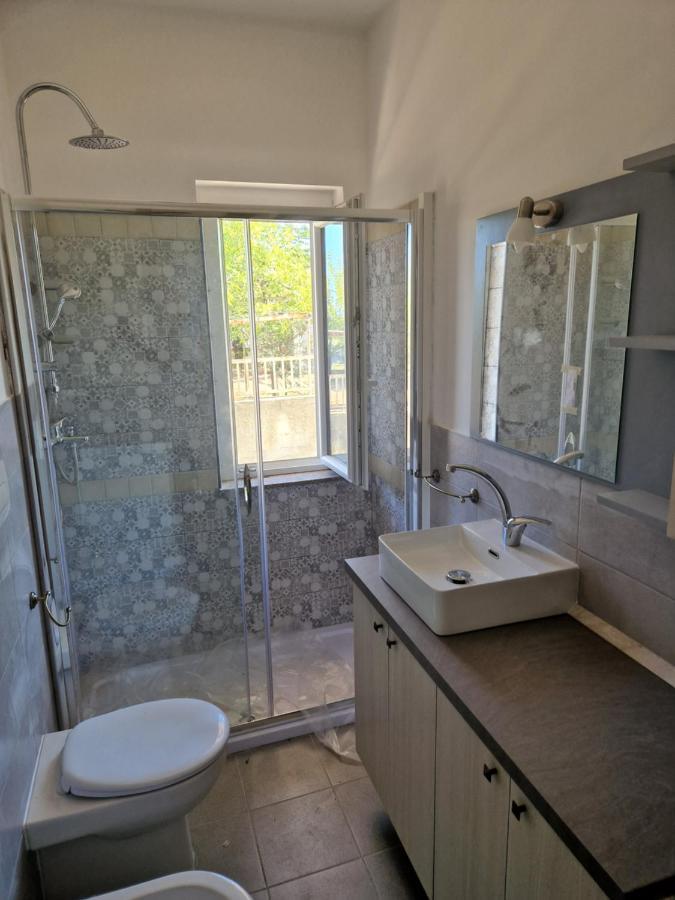 Апартаменти Nina'S House 1 A 300 Metri Dal Mare Santa Caterina Dello Ionio Marina Екстер'єр фото